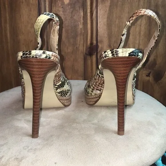 Ladies Two Lips Python Pumps - Picture 4 of 11